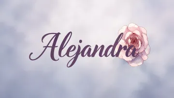 Alejandra horizontal diseño 5 - Nombre en elegante tipografía cursiva caligráfica en tono lavanda, sobre fondo acuarela de cielo nublado en tonos pastel (azul, blanco, lavanda), decorado con rosa en acuarela de pétalos rosa pálido, blanco crema y lilas suaves con hojas en gris-verde.