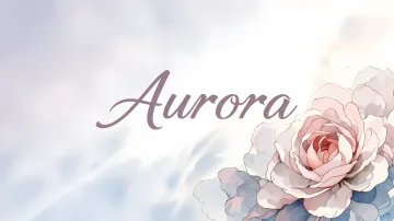 Aurora horizontal diseño 5 - Nombre en elegante tipografía cursiva caligráfica en tono lavanda, sobre fondo acuarela de cielo nublado en tonos pastel (azul, blanco, lavanda), decorado con rosa en acuarela de pétalos rosa pálido, blanco crema y lilas suaves con hojas en gris-verde.