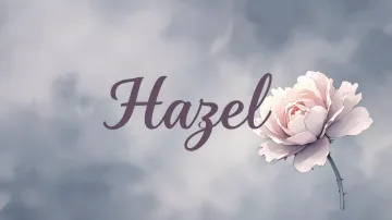 Hazel horizontal diseño 5 - Nombre en elegante tipografía cursiva caligráfica en tono lavanda, sobre fondo acuarela de cielo nublado en tonos pastel (azul, blanco, lavanda), decorado con rosa en acuarela de pétalos rosa pálido, blanco crema y lilas suaves con hojas en gris-verde.