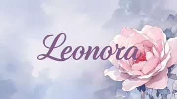 Leonora horizontal diseño 5 - Nombre en elegante tipografía cursiva caligráfica en tono lavanda, sobre fondo acuarela de cielo nublado en tonos pastel (azul, blanco, lavanda), decorado con rosa en acuarela de pétalos rosa pálido, blanco crema y lilas suaves con hojas en gris-verde.