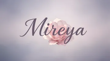 Mireya horizontal diseño 5 - Nombre en elegante tipografía cursiva caligráfica en tono lavanda, sobre fondo acuarela de cielo nublado en tonos pastel (azul, blanco, lavanda), decorado con rosa en acuarela de pétalos rosa pálido, blanco crema y lilas suaves con hojas en gris-verde.