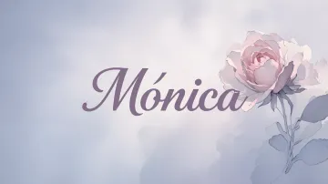 Monica horizontal diseño 5 - Nombre en elegante tipografía cursiva caligráfica en tono lavanda, sobre fondo acuarela de cielo nublado en tonos pastel (azul, blanco, lavanda), decorado con rosa en acuarela de pétalos rosa pálido, blanco crema y lilas suaves con hojas en gris-verde.