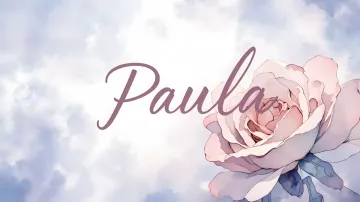 Paula horizontal diseño 5 - Nombre en elegante tipografía cursiva caligráfica en tono lavanda, sobre fondo acuarela de cielo nublado en tonos pastel (azul, blanco, lavanda), decorado con rosa en acuarela de pétalos rosa pálido, blanco crema y lilas suaves con hojas en gris-verde.