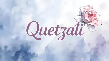Quetzalli horizontal diseño 5 - Nombre en elegante tipografía cursiva caligráfica en tono lavanda, sobre fondo acuarela de cielo nublado en tonos pastel (azul, blanco, lavanda), decorado con rosa en acuarela de pétalos rosa pálido, blanco crema y lilas suaves con hojas en gris-verde.
