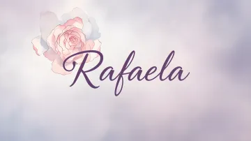 Rafaela horizontal diseño 5 - Nombre en elegante tipografía cursiva caligráfica en tono lavanda, sobre fondo acuarela de cielo nublado en tonos pastel (azul, blanco, lavanda), decorado con rosa en acuarela de pétalos rosa pálido, blanco crema y lilas suaves con hojas en gris-verde.