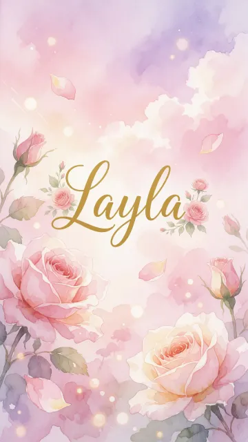 Layla diseño 10 - Diseño estilo acuarela con un fondo etéreo y texturizado en nubes de tonos rosa pastel y lila suave. Presenta composiciones de rosas abiertas y capullos en los bordes inferior y superior, con pétalos cayendo delicadamente. Incorpora destellos de luz cálida (efecto bokeh) y, en el centro, resalta una tipografía elegante, cursiva y fluida en color dorado.