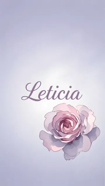 Leticia diseño 5 - Nombre en elegante tipografía cursiva caligráfica en tono lavanda, sobre fondo acuarela de cielo nublado en tonos pastel (azul, blanco, lavanda), decorado con rosa en acuarela de pétalos rosa pálido, blanco crema y lilas suaves con hojas en gris-verde.
