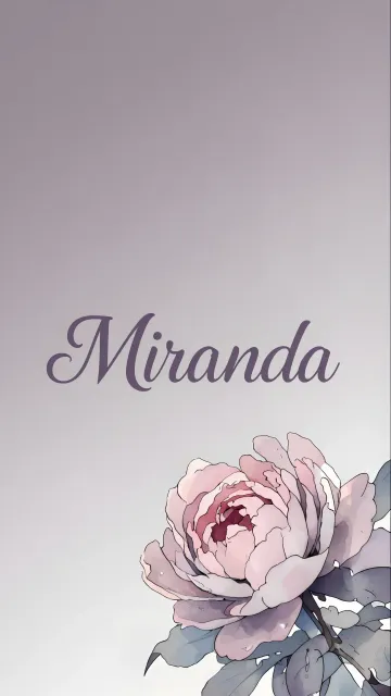 Miranda diseño 5 - Nombre en elegante tipografía cursiva caligráfica en tono lavanda, sobre fondo acuarela de cielo nublado en tonos pastel (azul, blanco, lavanda), decorado con rosa en acuarela de pétalos rosa pálido, blanco crema y lilas suaves con hojas en gris-verde.