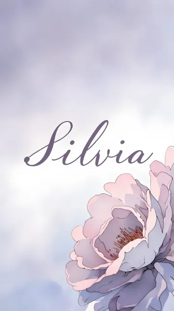 Silvia diseño 5 - Nombre en elegante tipografía cursiva caligráfica en tono lavanda, sobre fondo acuarela de cielo nublado en tonos pastel (azul, blanco, lavanda), decorado con rosa en acuarela de pétalos rosa pálido, blanco crema y lilas suaves con hojas en gris-verde.