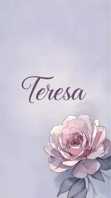 Teresa diseño 5 - Nombre en elegante tipografía cursiva caligráfica en tono lavanda, sobre fondo acuarela de cielo nublado en tonos pastel (azul, blanco, lavanda), decorado con rosa en acuarela de pétalos rosa pálido, blanco crema y lilas suaves con hojas en gris-verde.